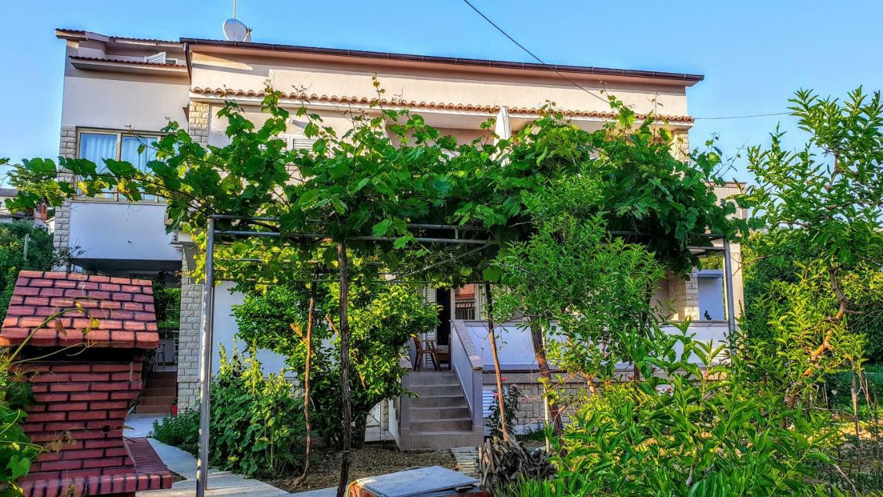 Apartments Ribaric Palit エクステリア 写真